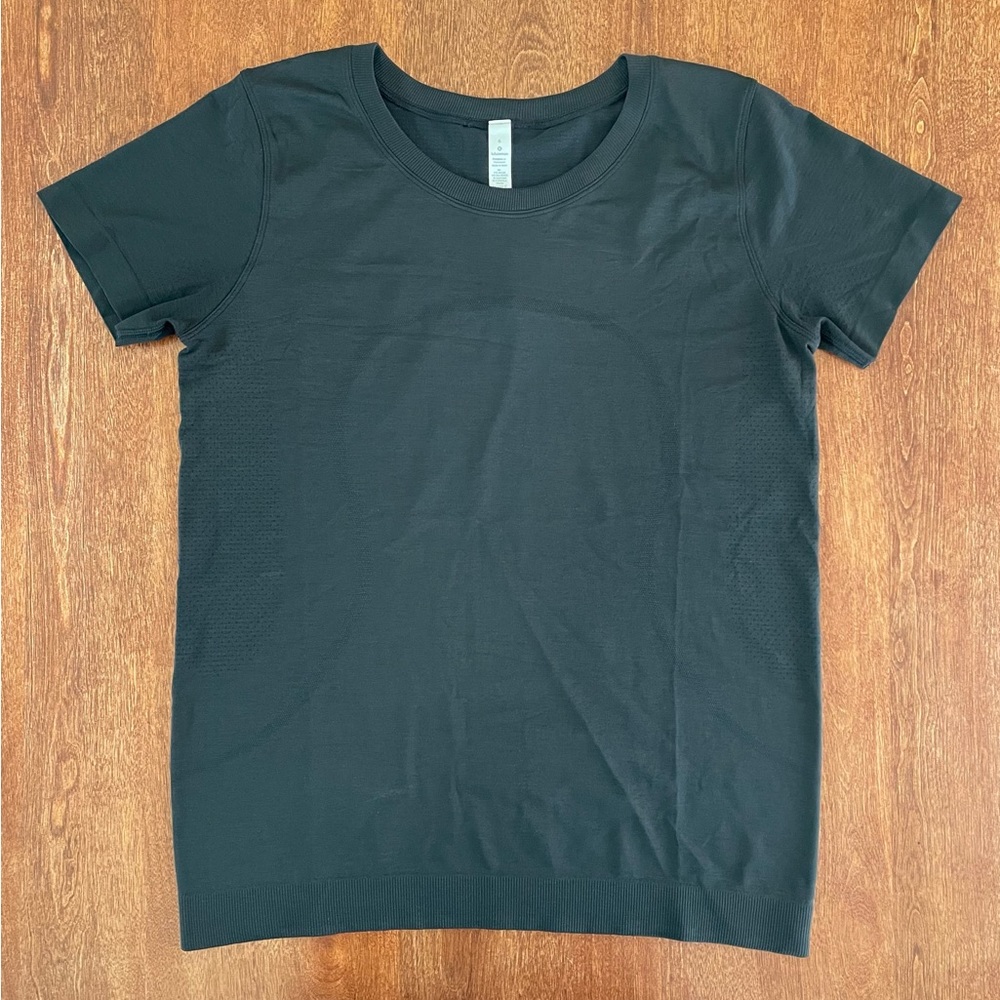 Lululemon Swiftly Relaxed Short Sleeve Tee